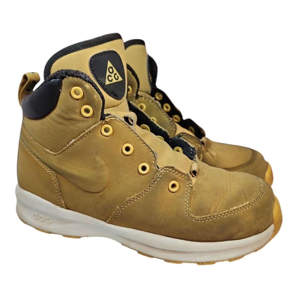 Nike Boys Manoa Yellow Hiking Shoes Sneakers All Condition Gear Size 1